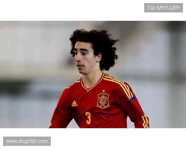 勒温拉拽库库雷利亚头发未判犯规引热议