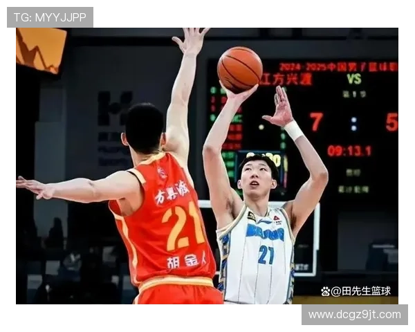 周琦攻守一体打出加盟北京代表作 周琦攻守一体打出加盟北京代表作